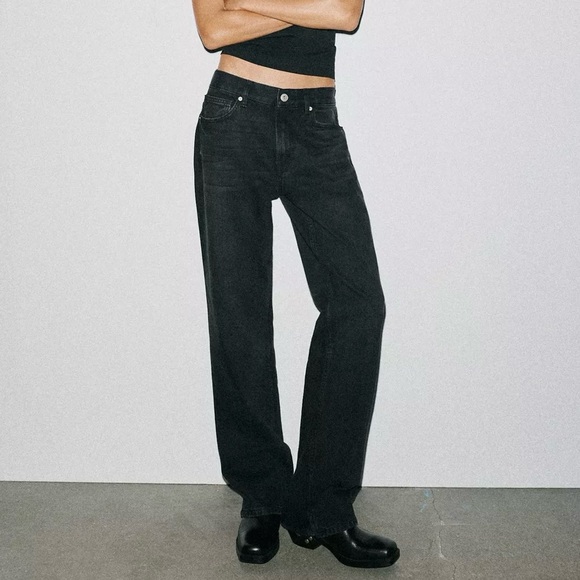 Zara Women's Low Rise Straight Leg Jeans - Picture 1 of 10